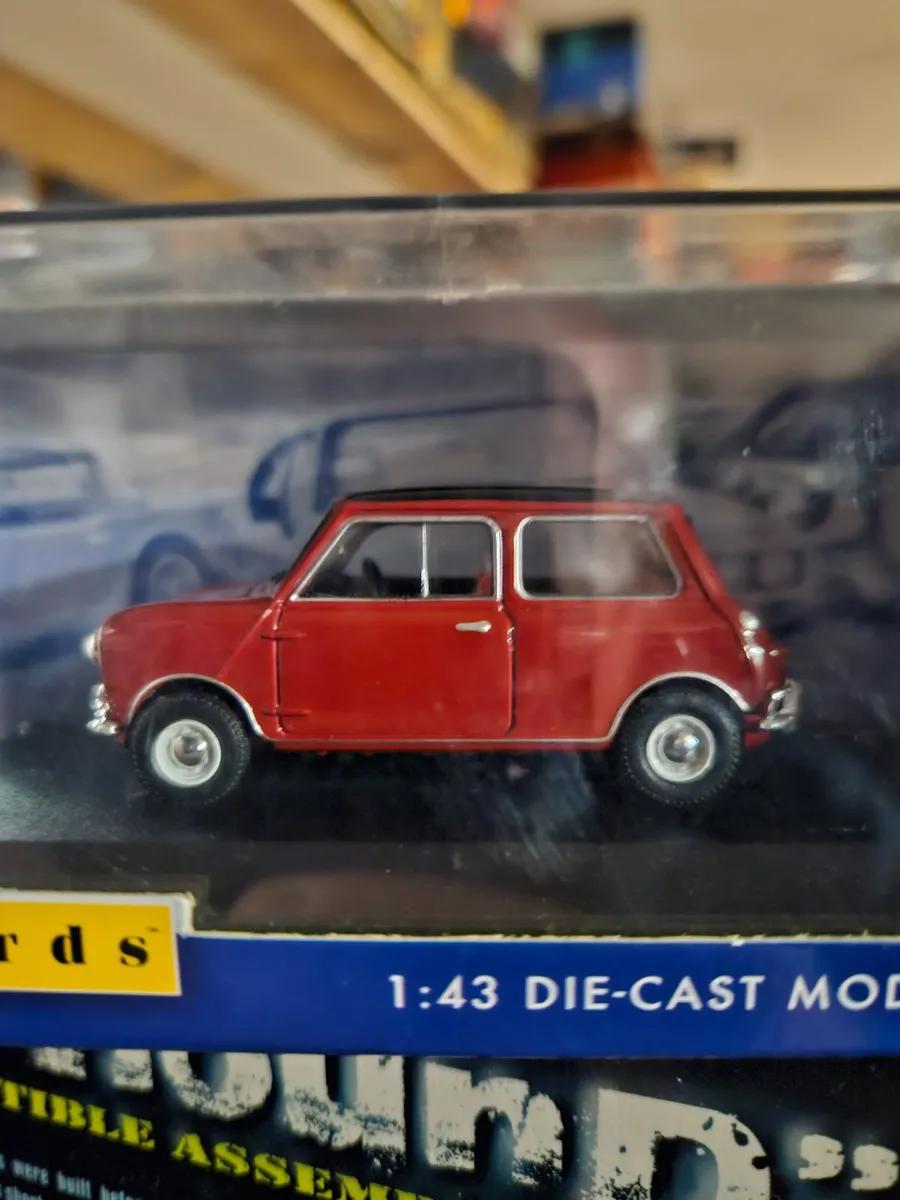 Corgi Mini - Image 2