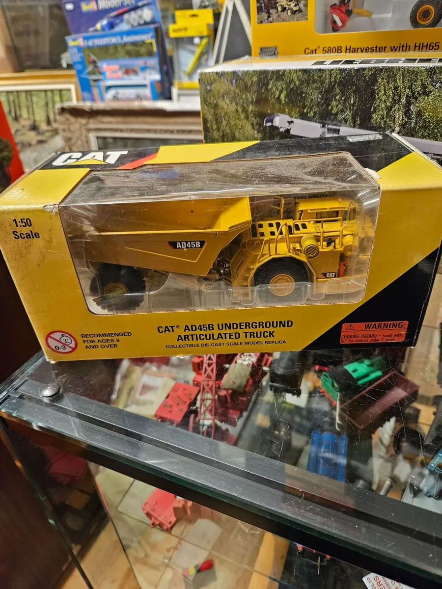 Corgi Norscot Caterpillar Truck - Image 1
