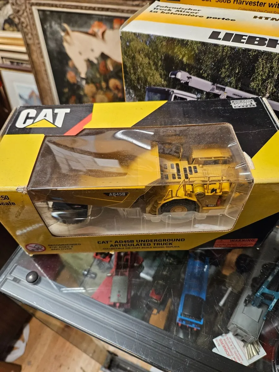 Corgi Norscot Caterpillar Truck - Image 3