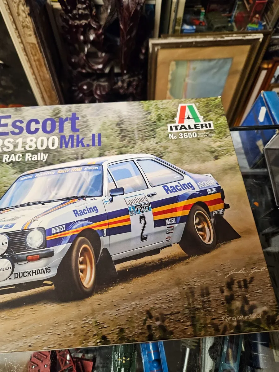 Airfix Italeri Ford Escort MKII Rally 1.24 kit - Image 2