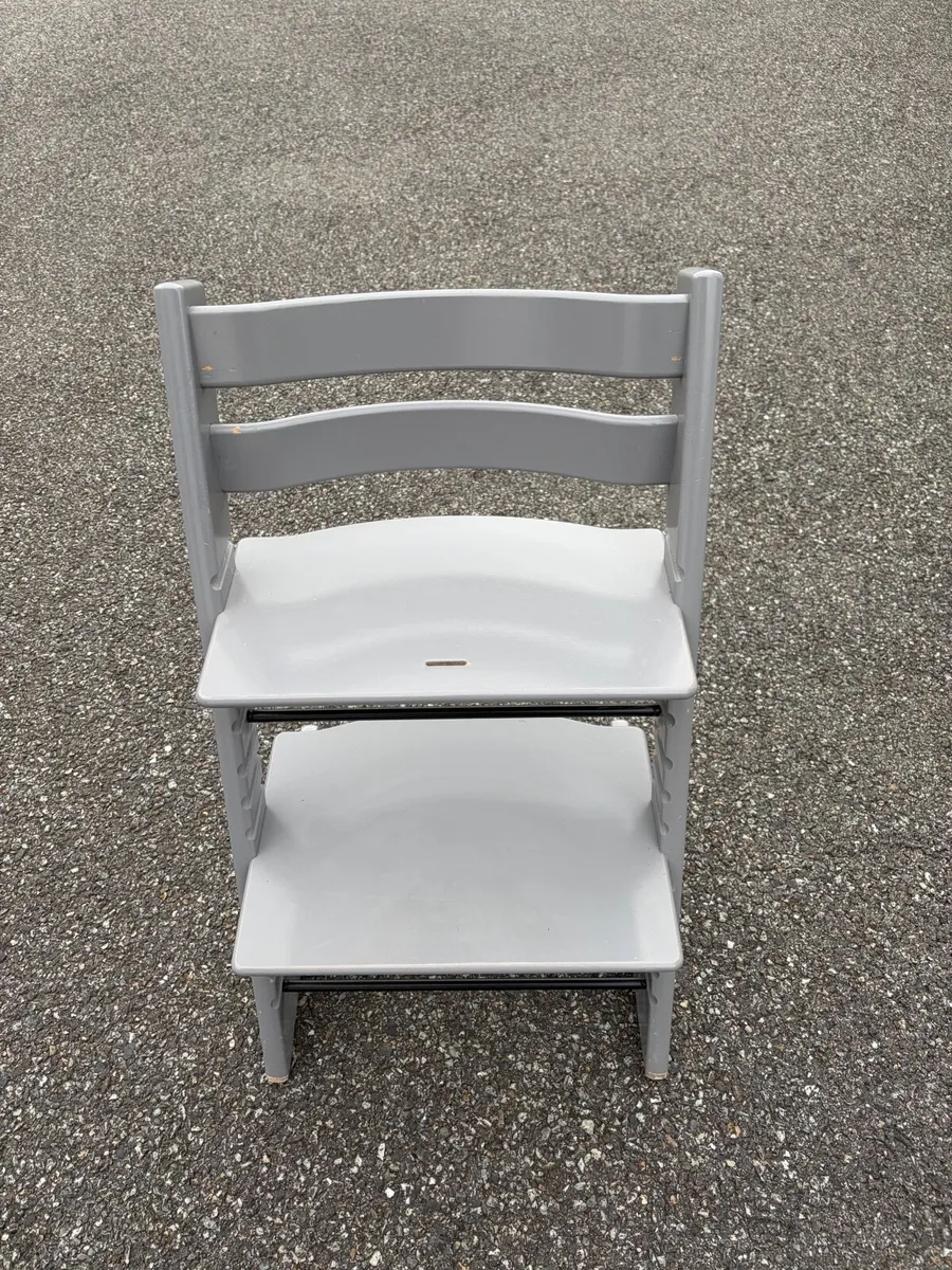2 Genuine Stokke Tripp Trapp Chairs – Grey & Light - Image 4