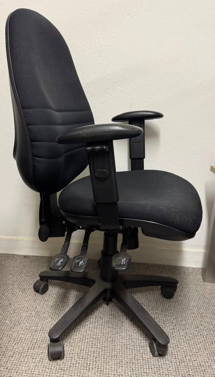 Office Chair - Image 1