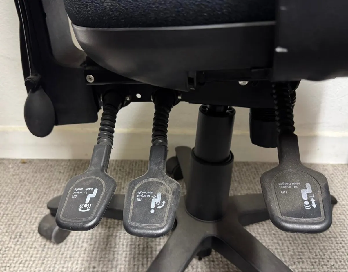 Office Chair - Image 2