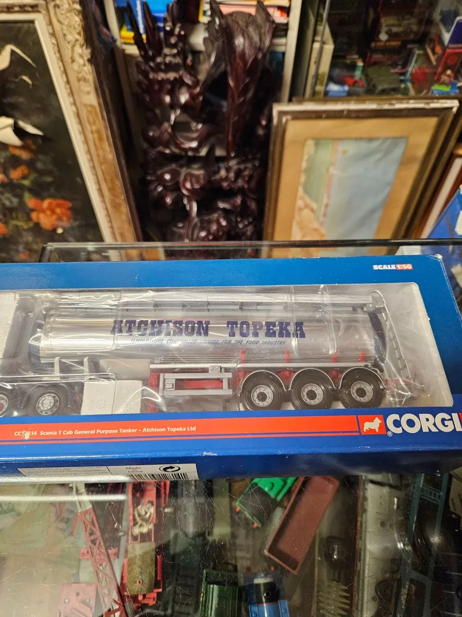Corgi Scania T Cab Tractor Unit and Bulk Tanker Tr - Image 3
