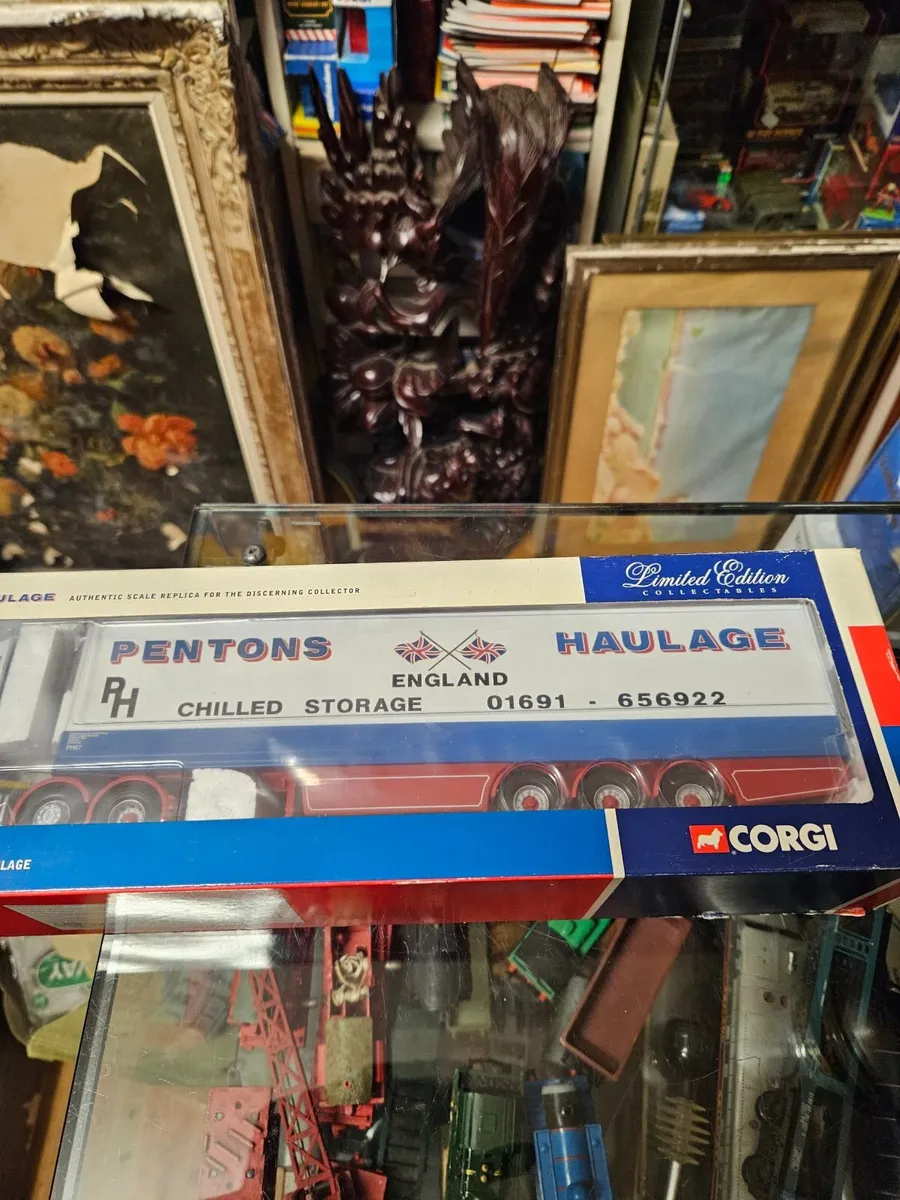 Corgi Scania Tractor Unit and Trailer 1.50 - Image 3