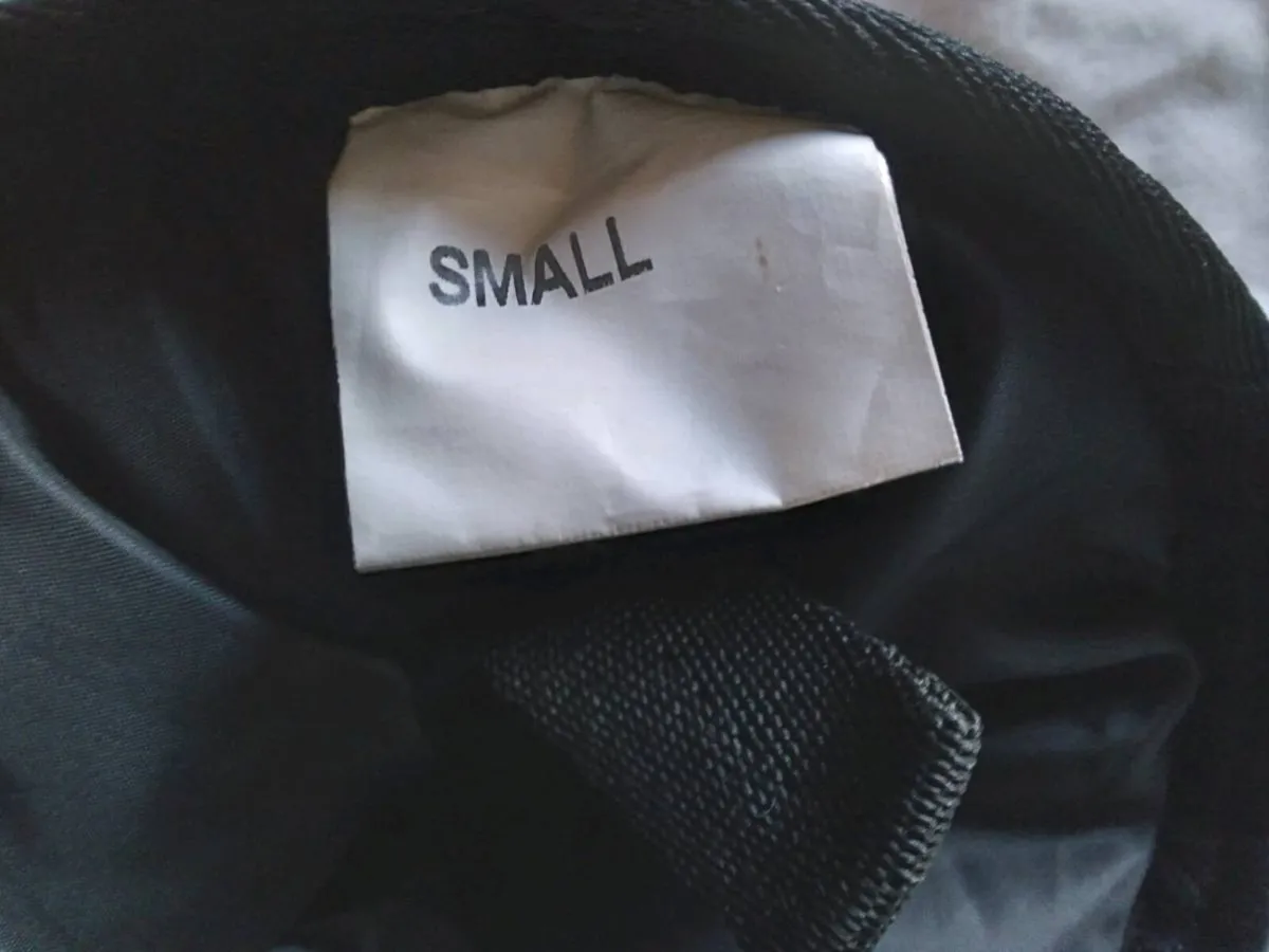 Waterproof Turnout Neck Cover.Small.Brand New - Image 3