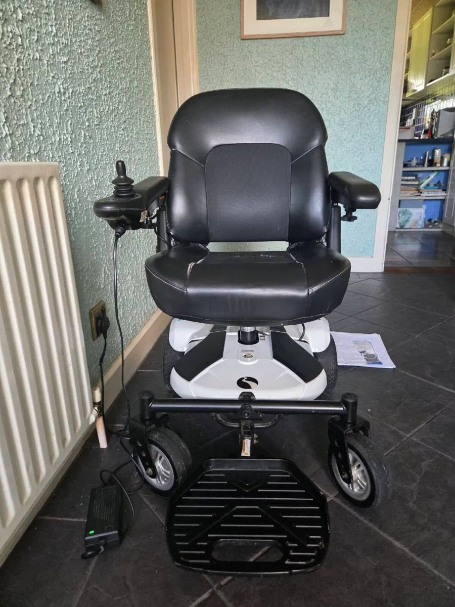 Power wheelchair - Image 1