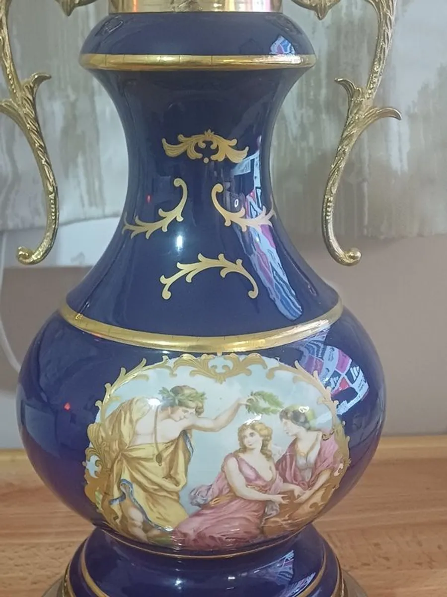 Vintage blue and gold ceramic table lamp - Image 3