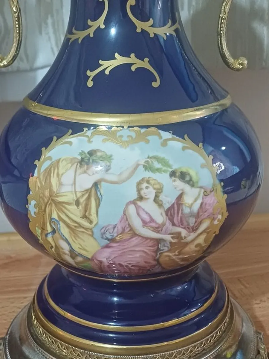 Vintage blue and gold ceramic table lamp - Image 4