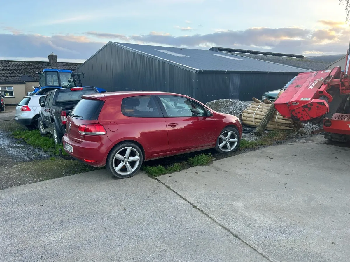 2011 golf - Image 1