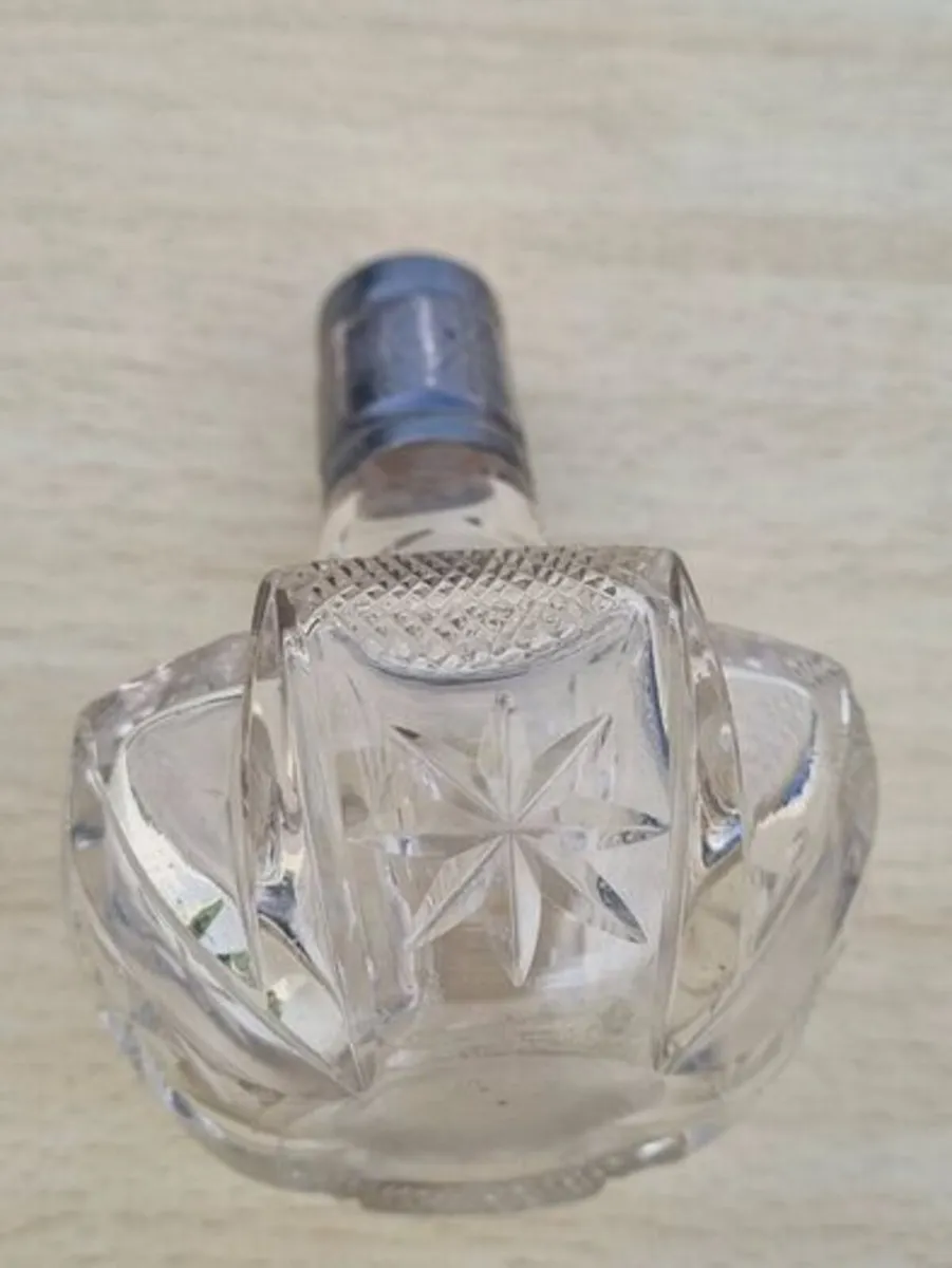 Vintage crystal bottle with silver top - Image 4
