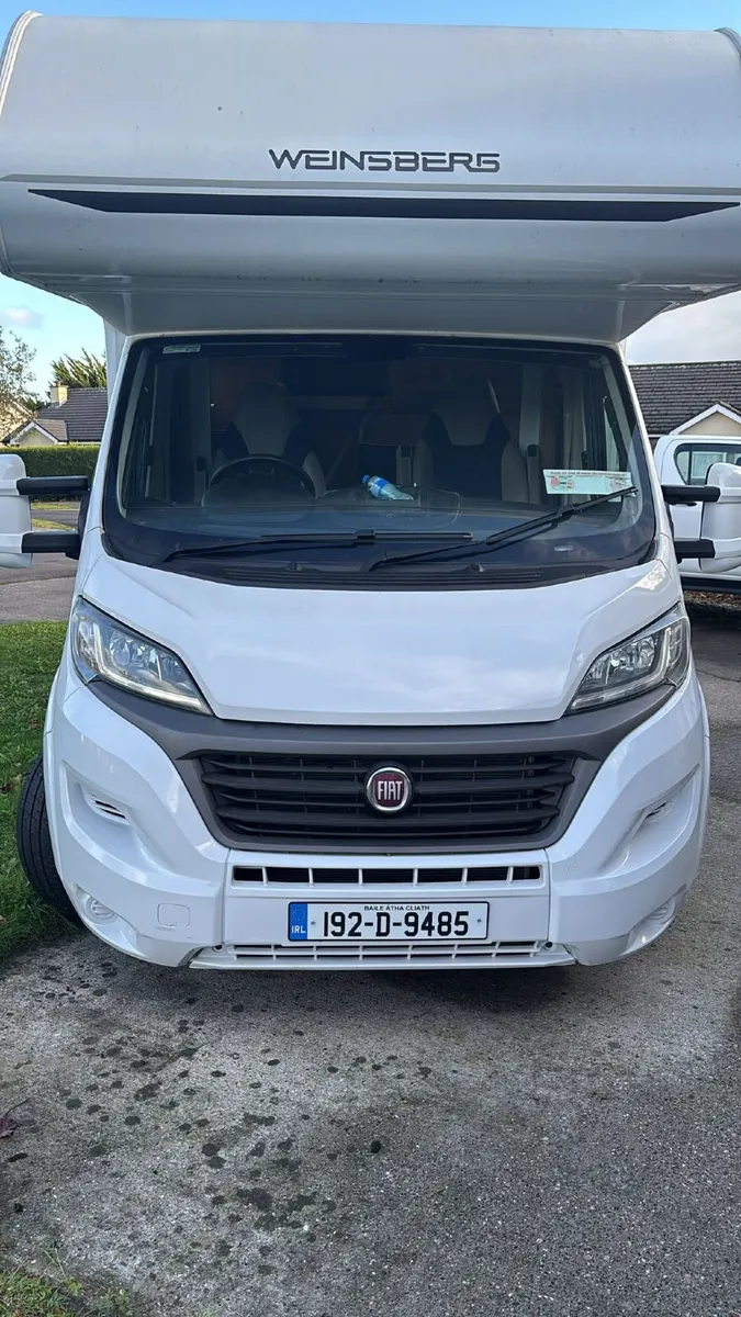 5 berth campervan - Image 1
