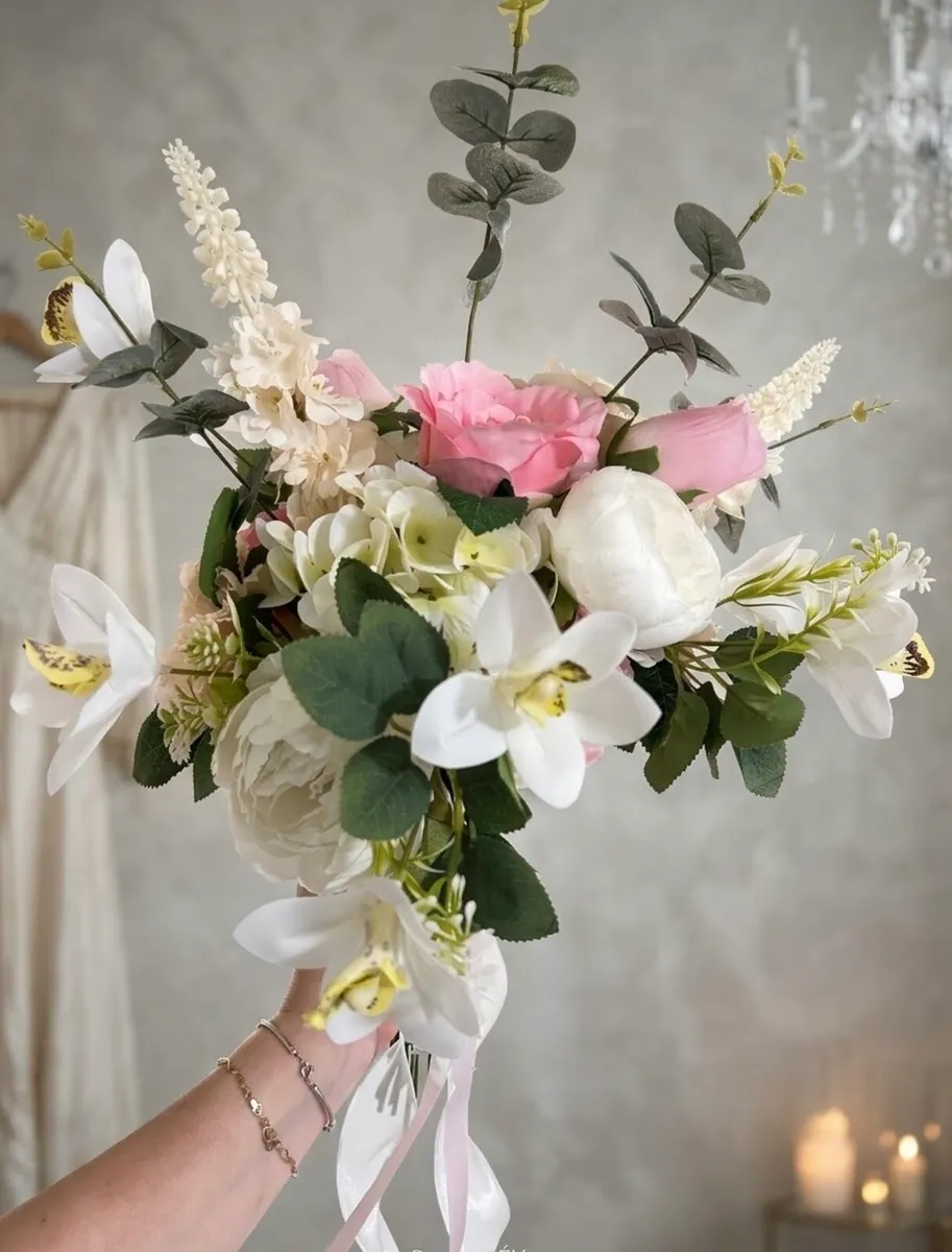 Bridal bouquet - Image 2