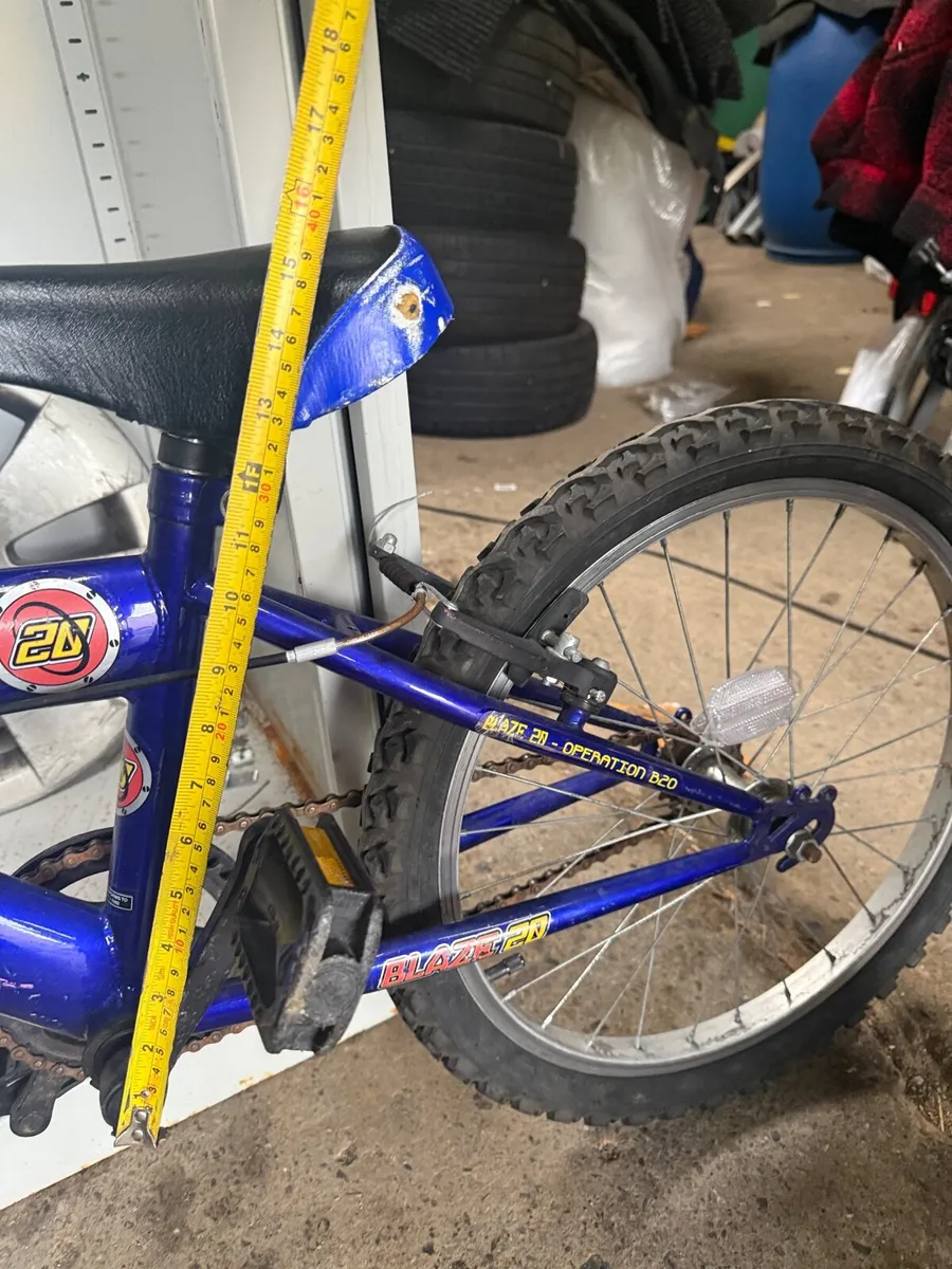 Selection of bikes - Image 2