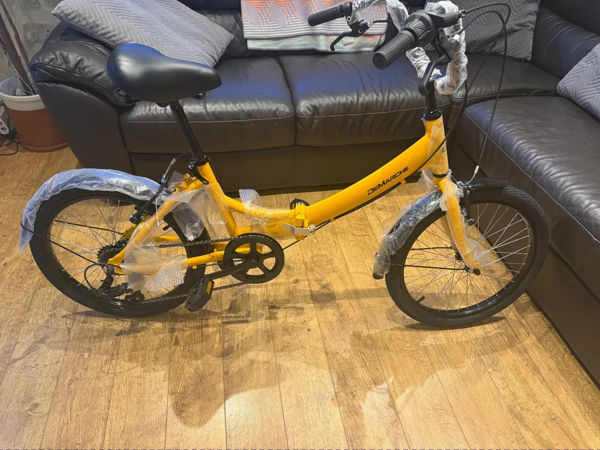 Selection of bikes - Image 3