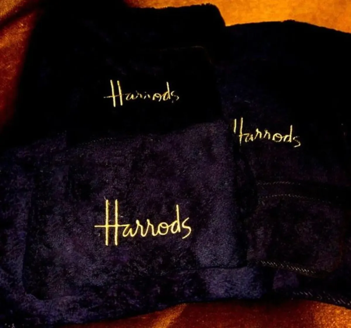 BNWT Authentic Harrods Luxury Towels - Set of 4 - Image 3