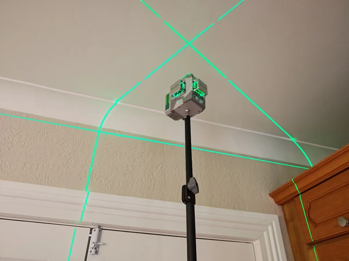 New 3-metre tripod - Image 2