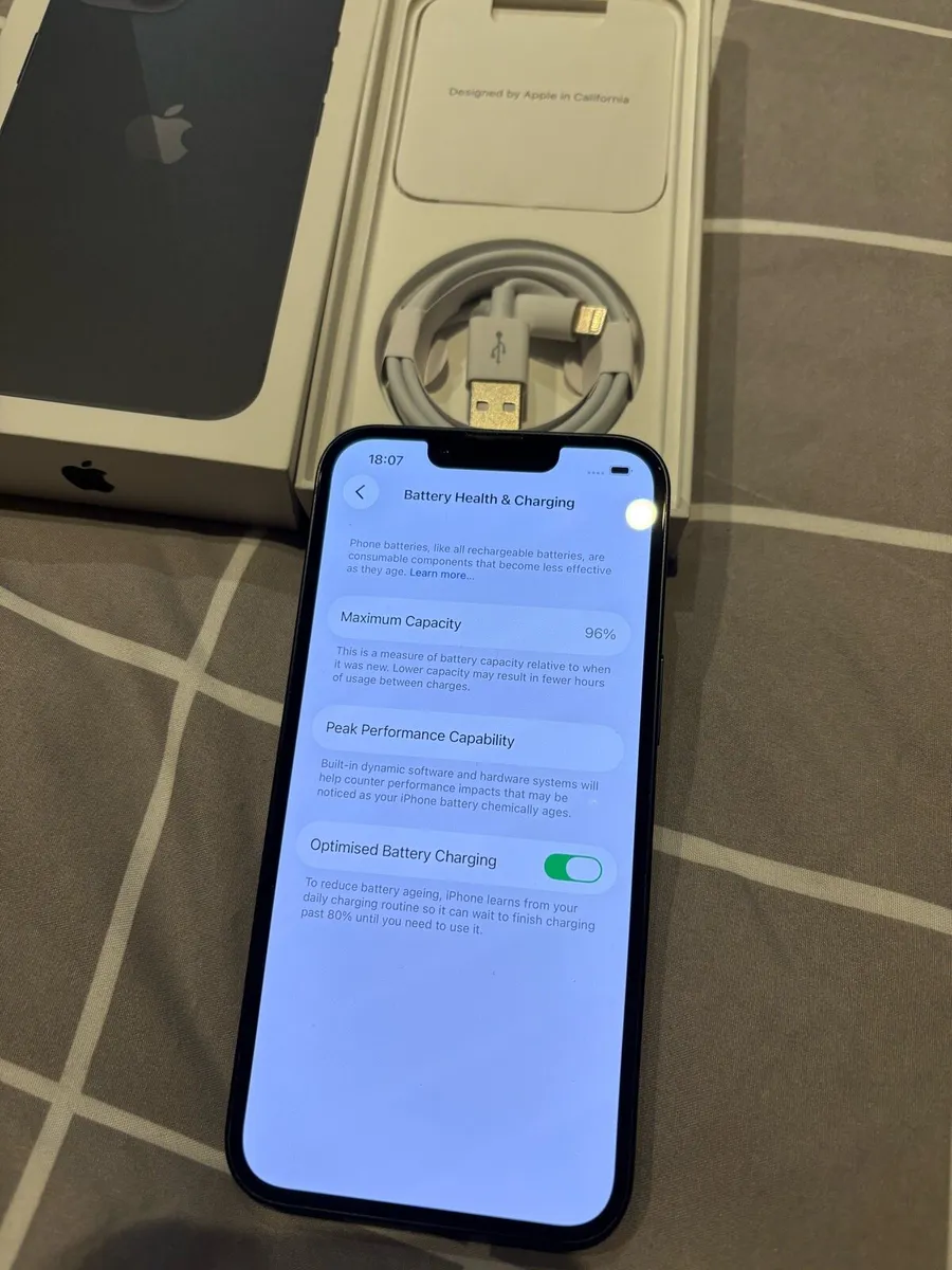 iPhone 13  128 gig  ( Like New ) - Image 4