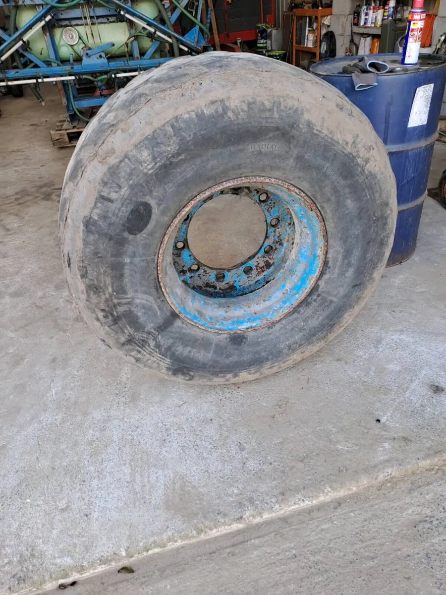 Wheel and electronic control - Image 1