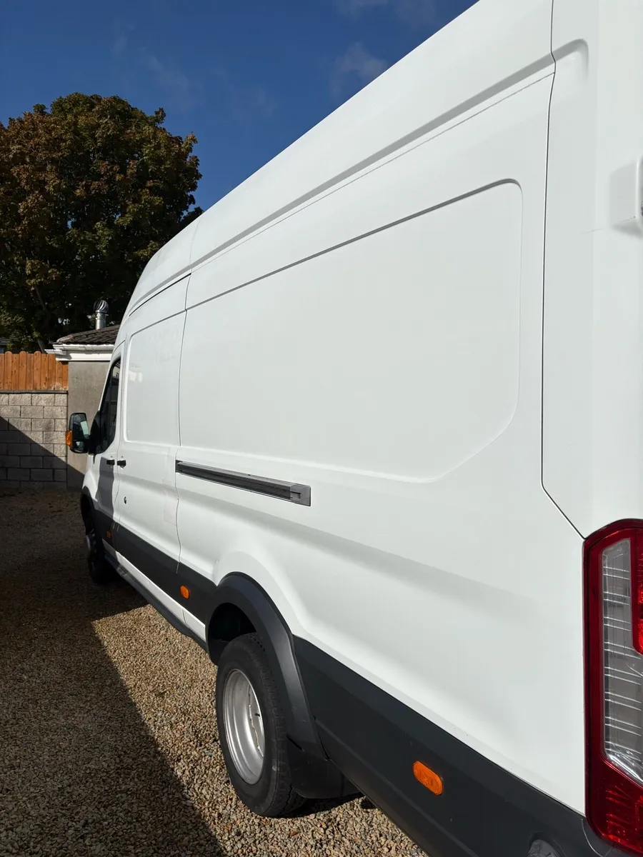 Ford Tranist Race Van - Image 4