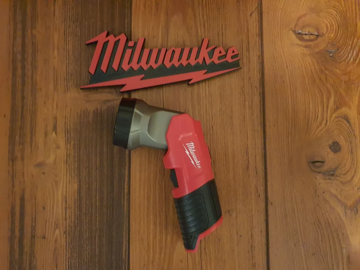 Milwaukee M12 Cordless LED Torch Light - Image 1