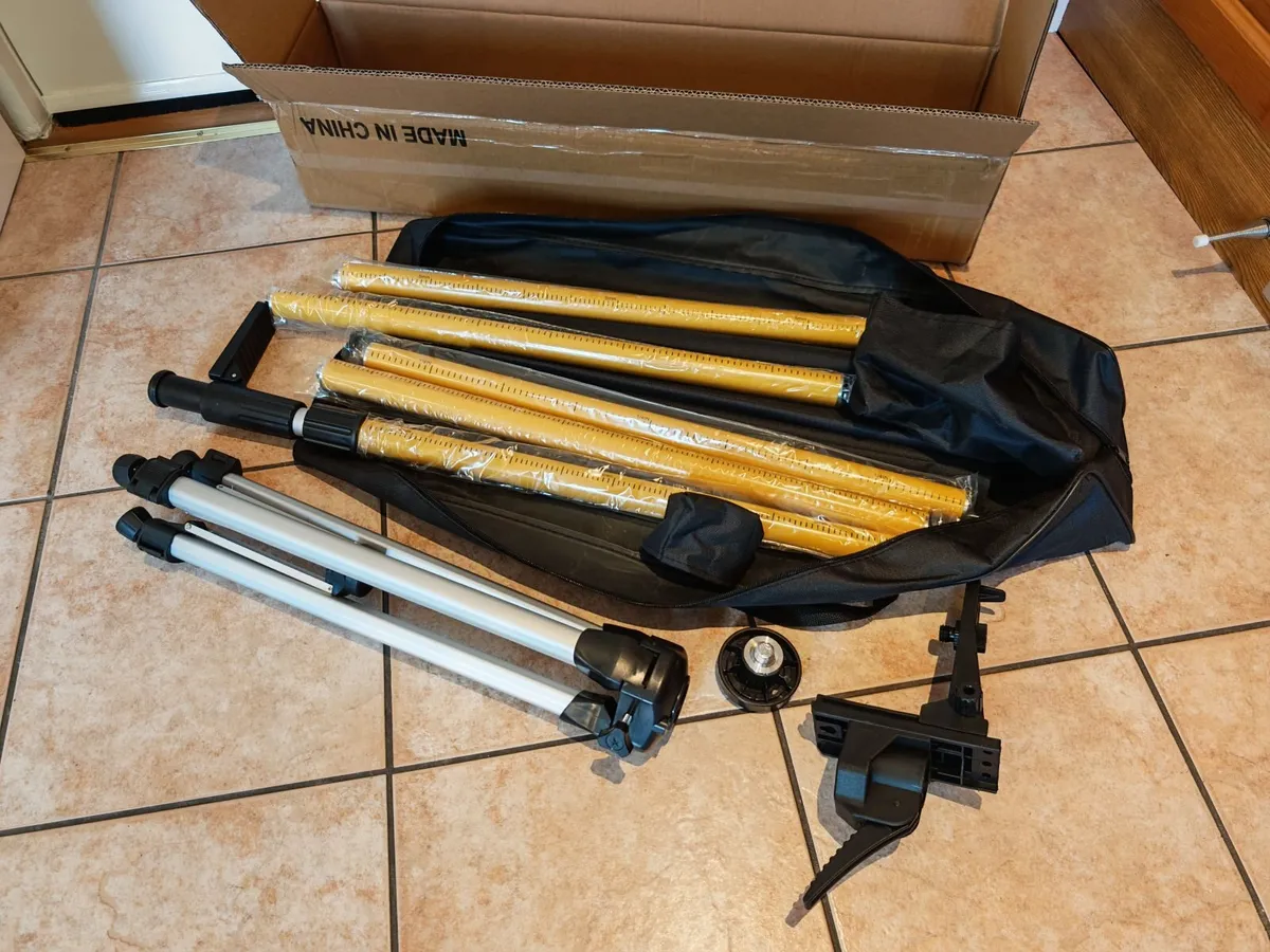12 Ft./3.7m Laser Level Tripod Telescoping Pole - Image 2