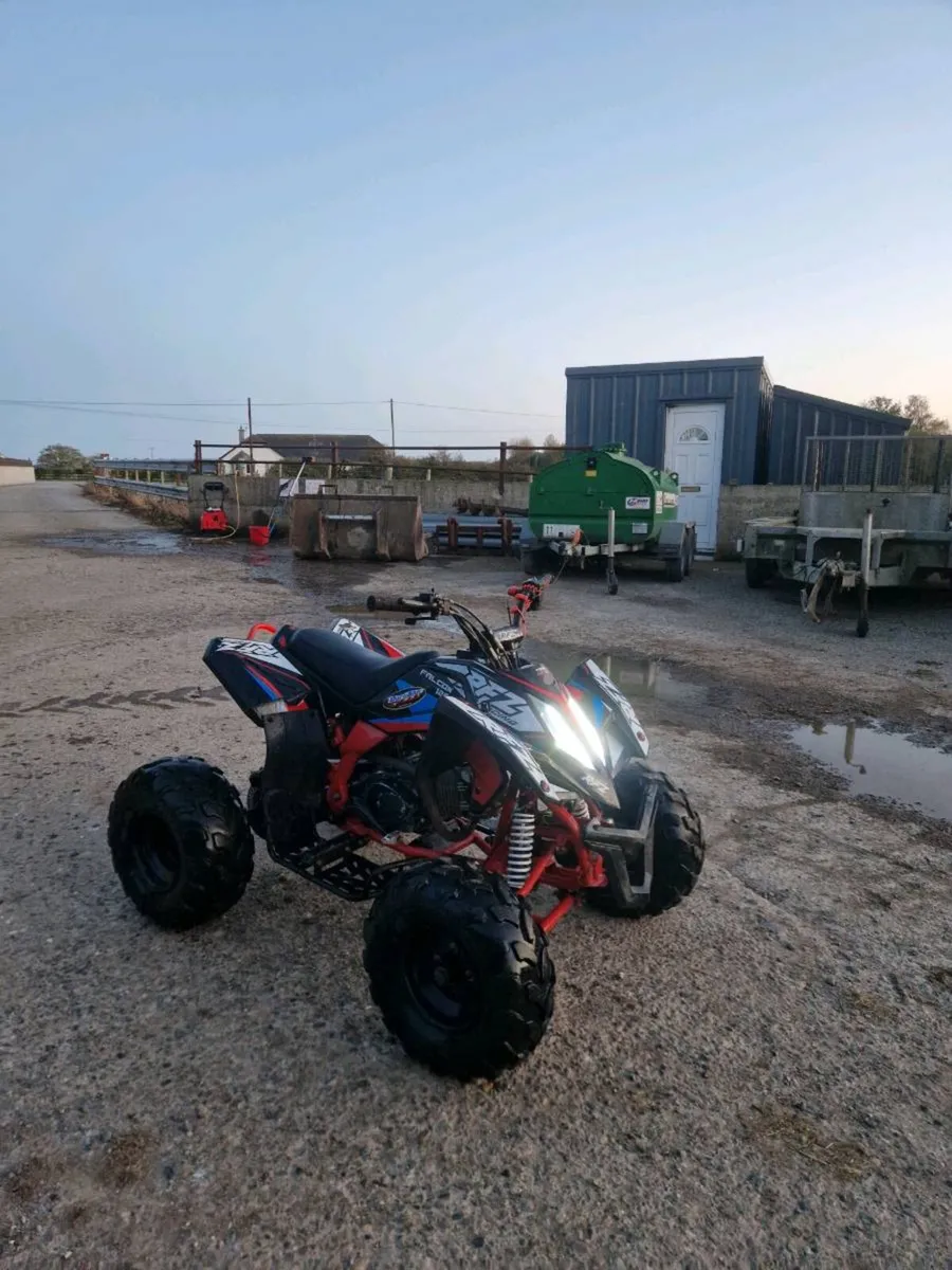 Quad - Image 1