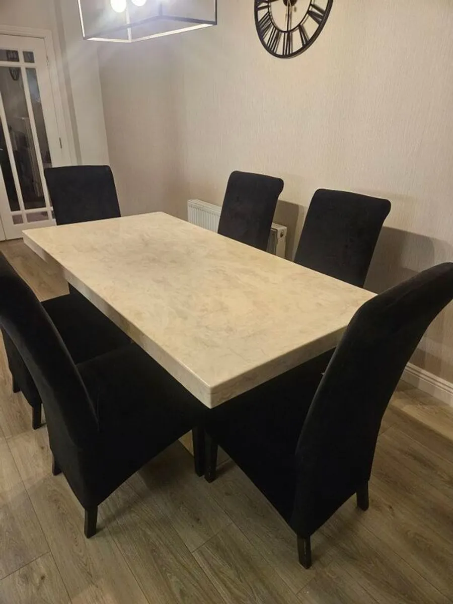 Marble Table - Image 1
