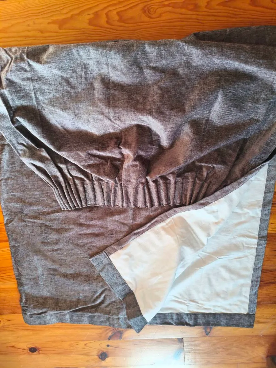 Beautiful new gray black out curtains 90/90 - Image 3