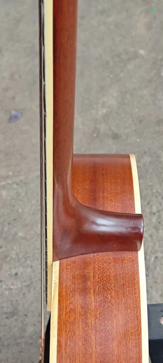 Gibson acoustic guitar - Image 1