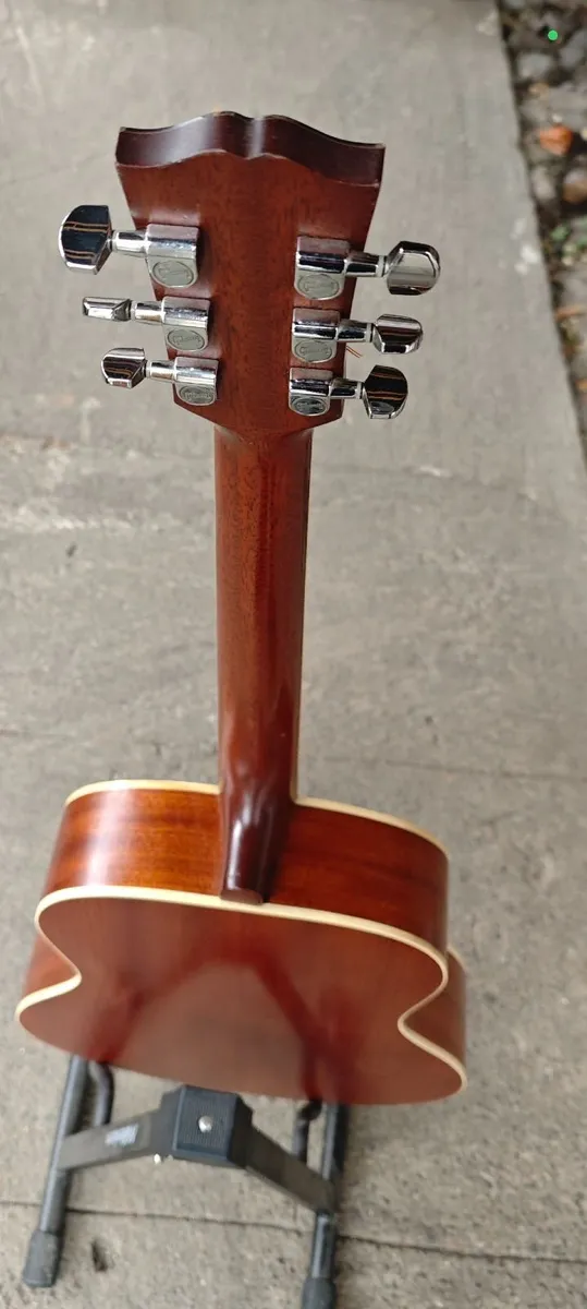 Gibson acoustic guitar - Image 2