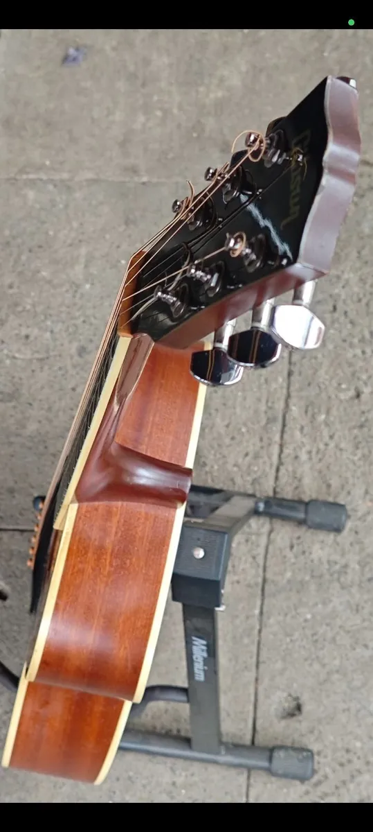 Gibson acoustic guitar - Image 3