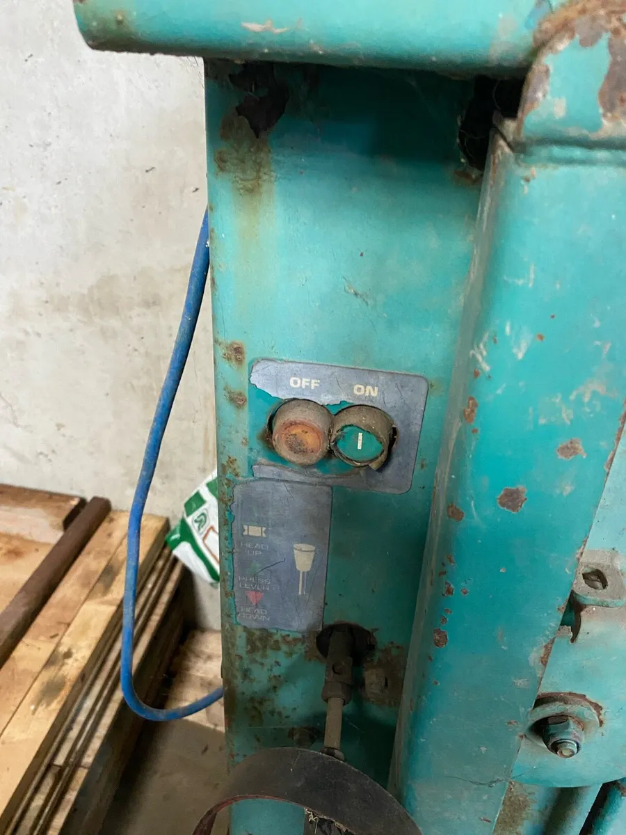 Plastic and cardboard baler - Image 2