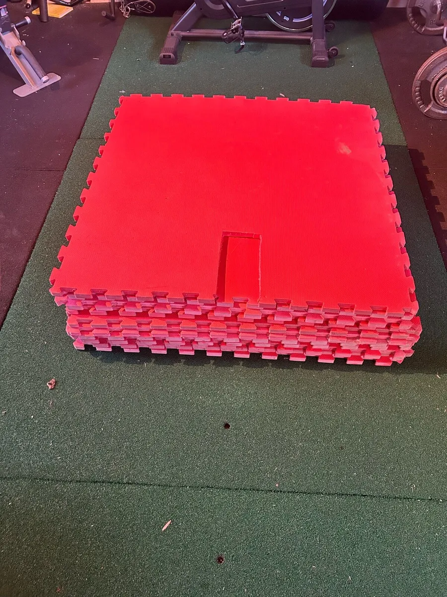 11 x gym flooring - Image 2
