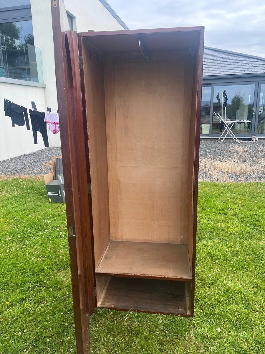 Vintage Wardrobe - Image 2