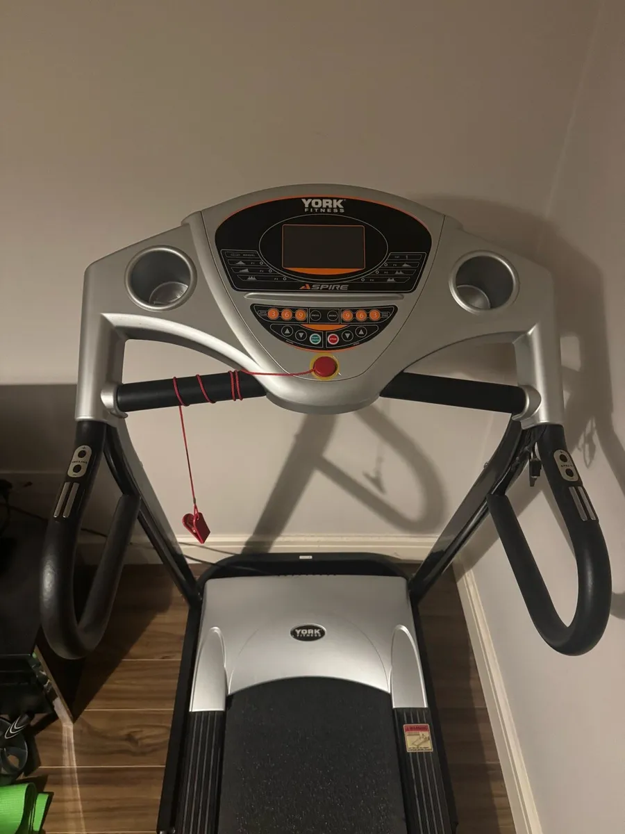 York Treadmill - Image 3