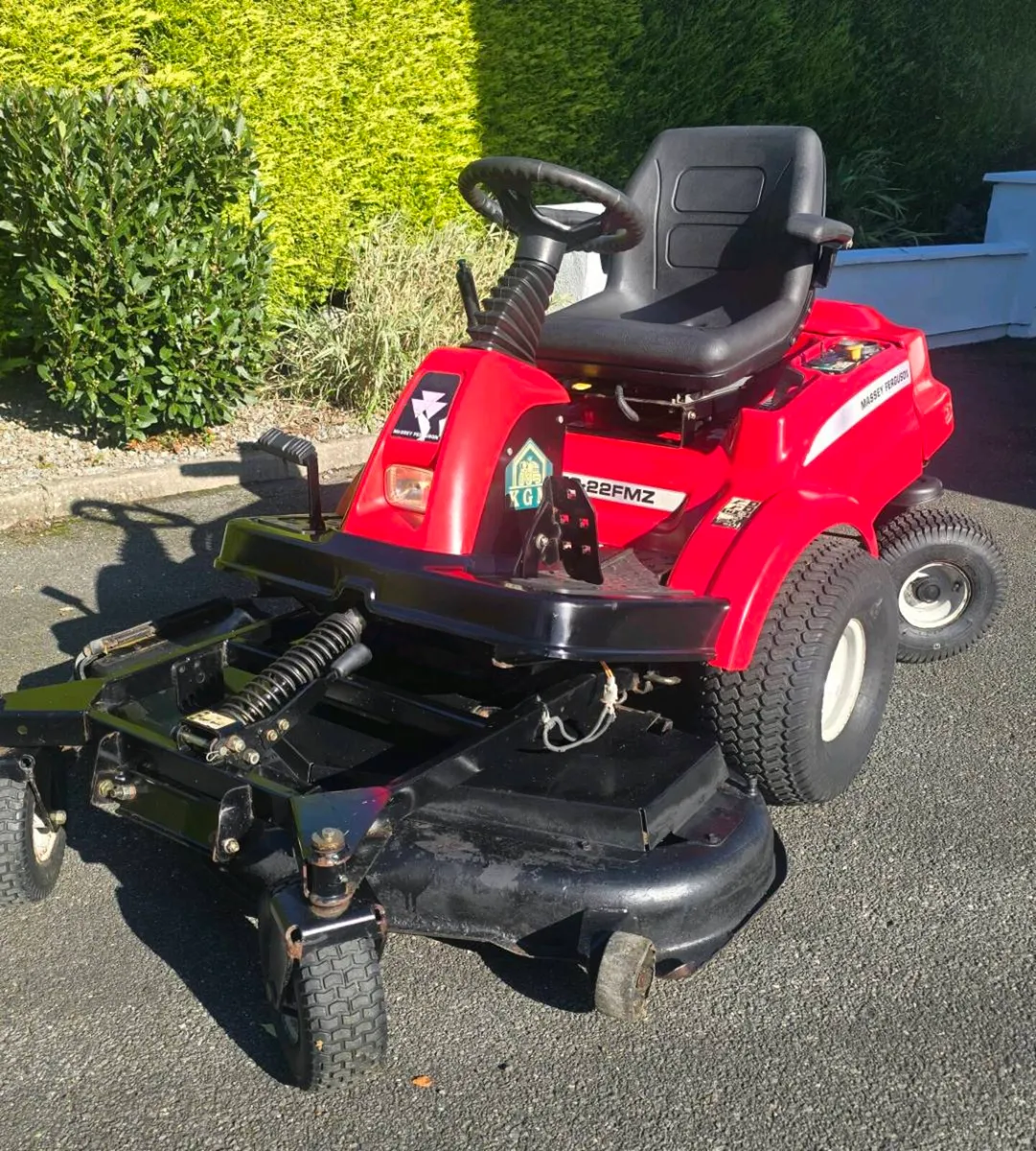Massey Ferguson 50" zero turn - Image 2