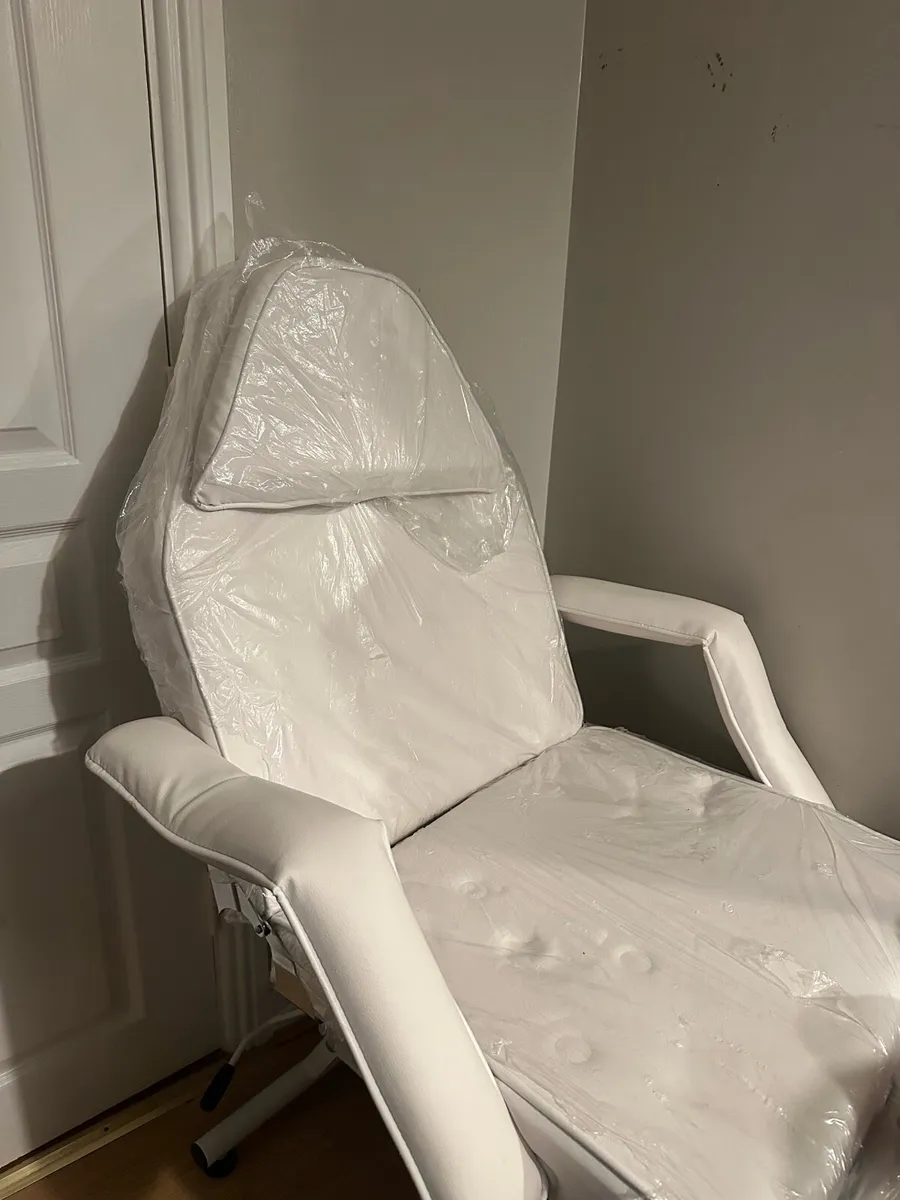 Beauty equipment - Image 2
