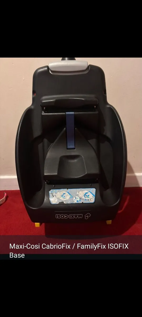Car seat base