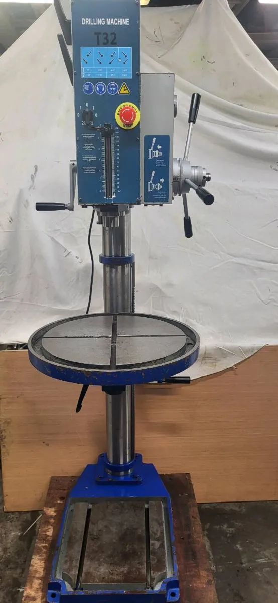 Gear head pillar drill - Image 1