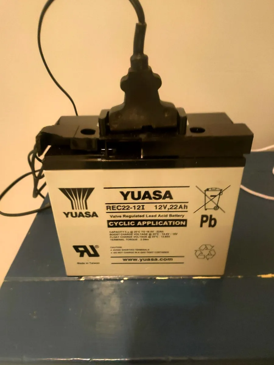 Battery for a power caddy - Image 3