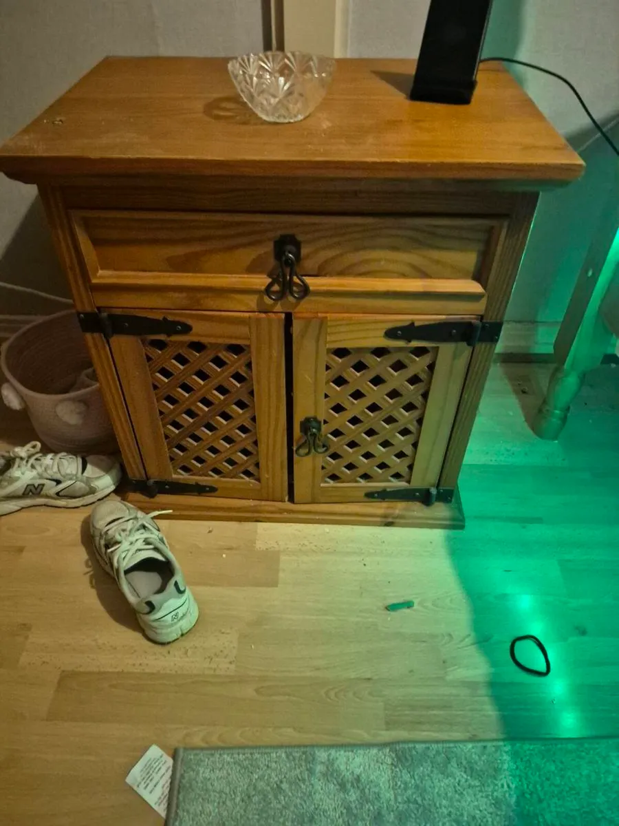 Bedside lockers - Image 1