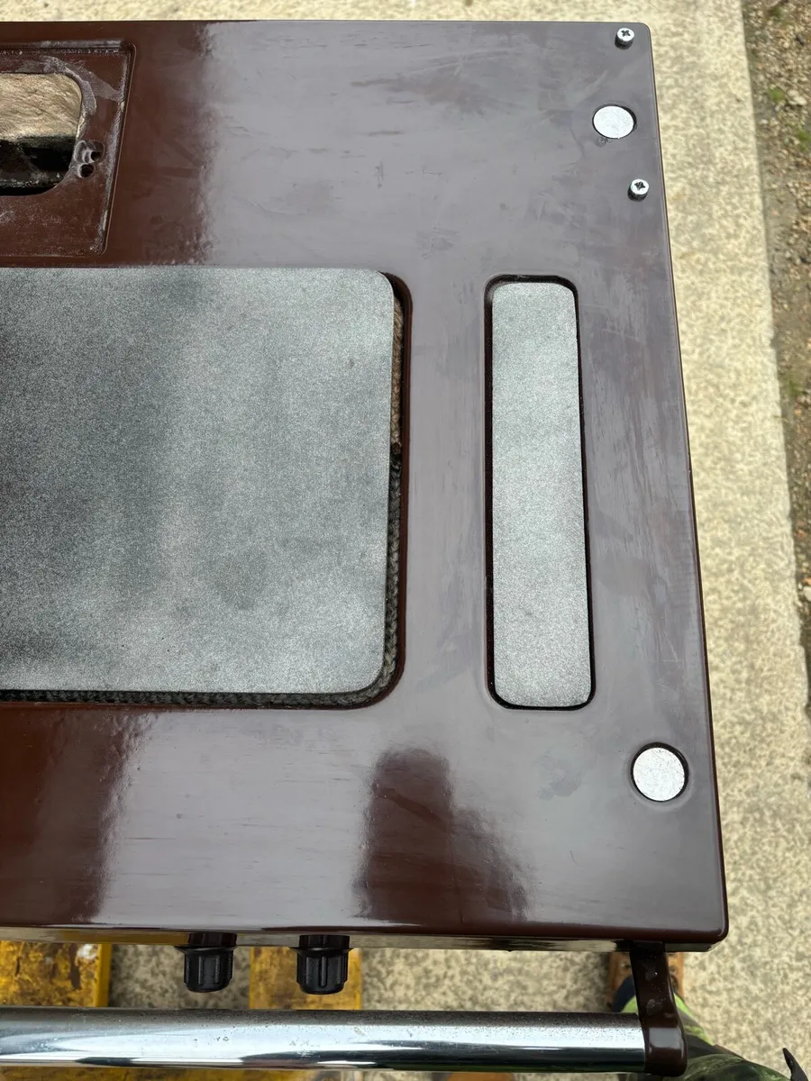 Stanley super 90 solid fuel range - Image 4