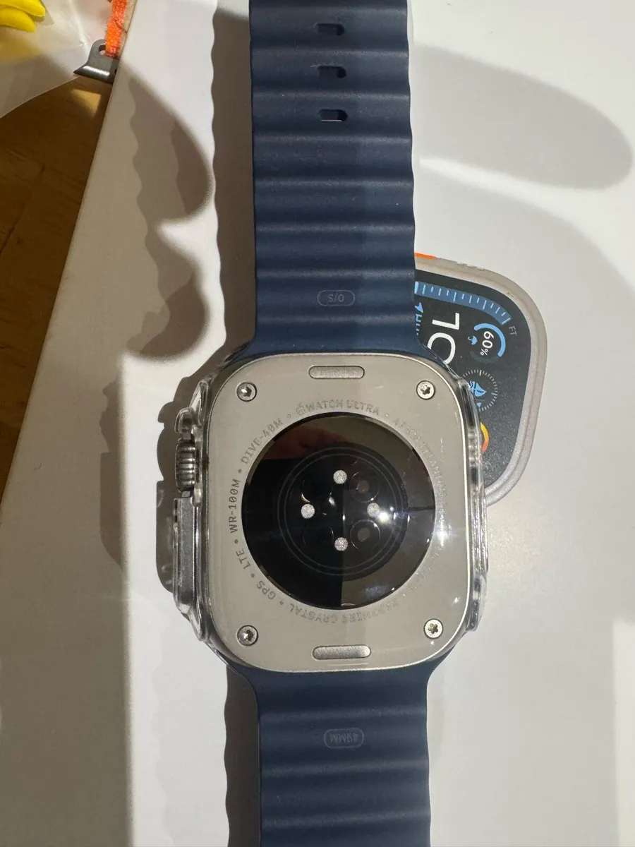 Apple Watch Ultra 2 - Image 2