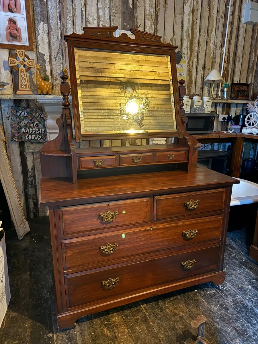 Antique dressing table - Image 1