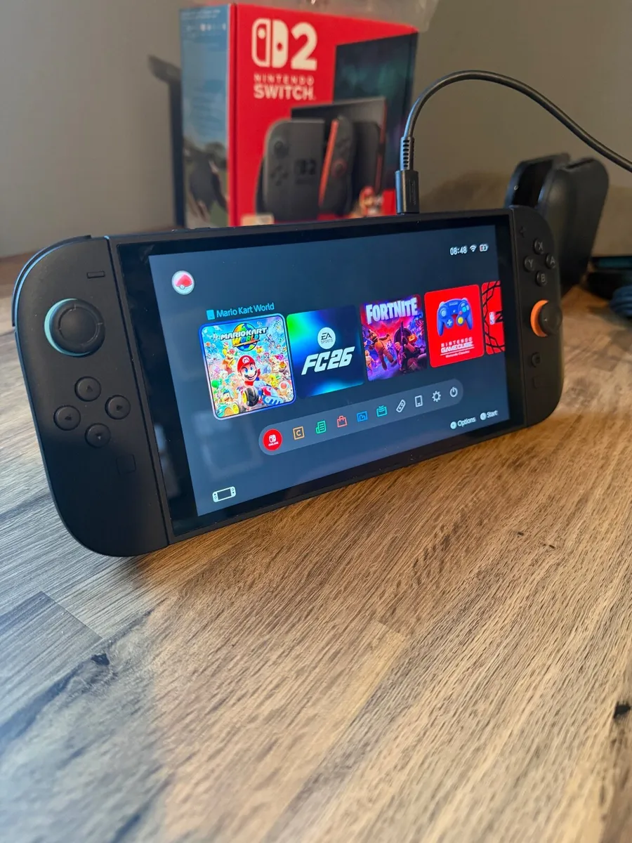 Nintendo Switch 2 + Travel Case + FIFA 26 - Image 3