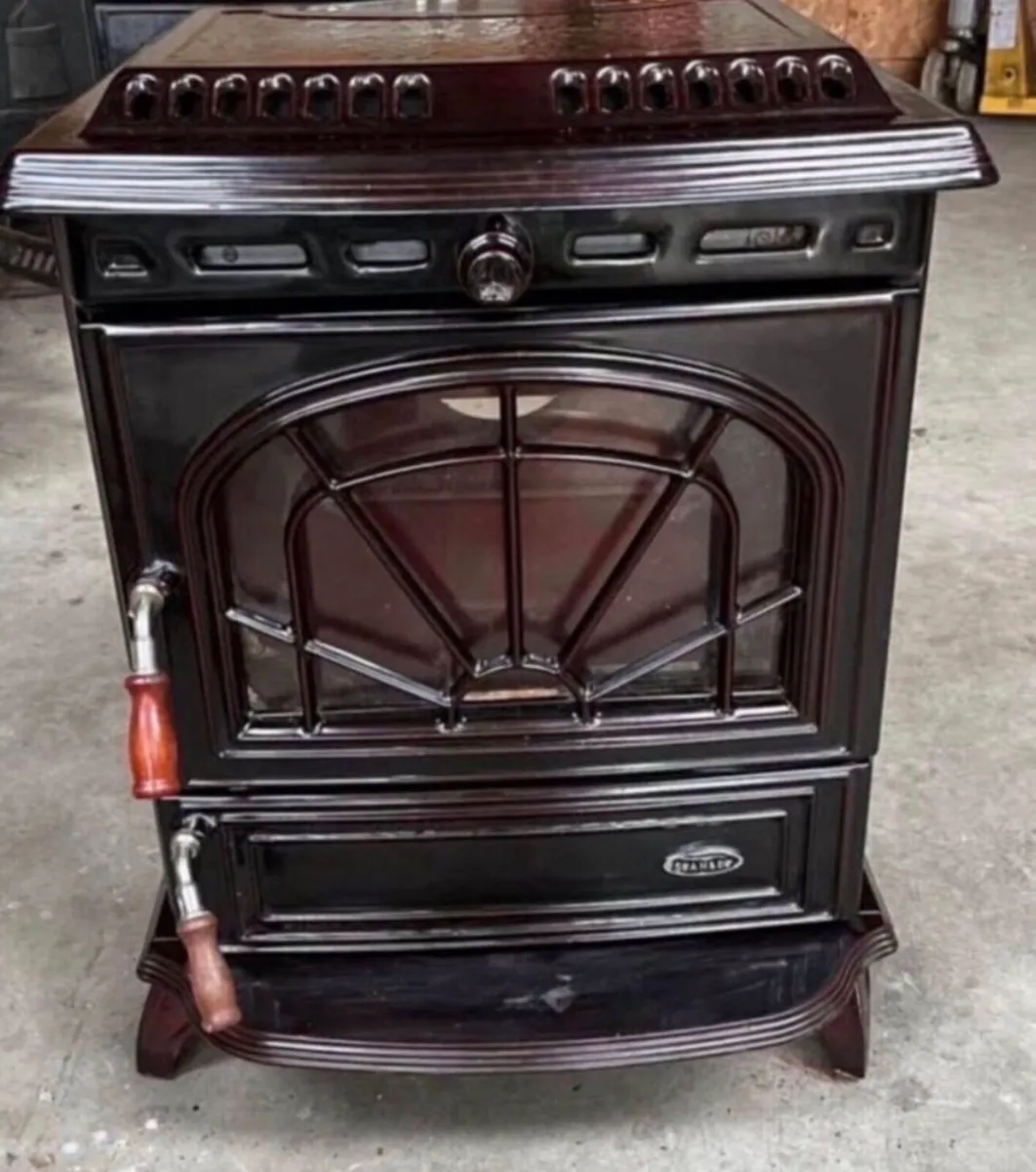 Stanley Erin stove solid fuel stove - Image 1