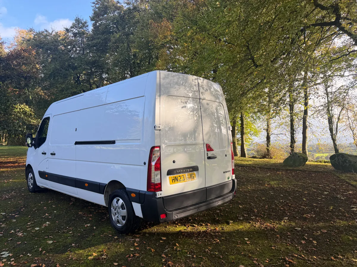 Renault Master 2023 - Image 4