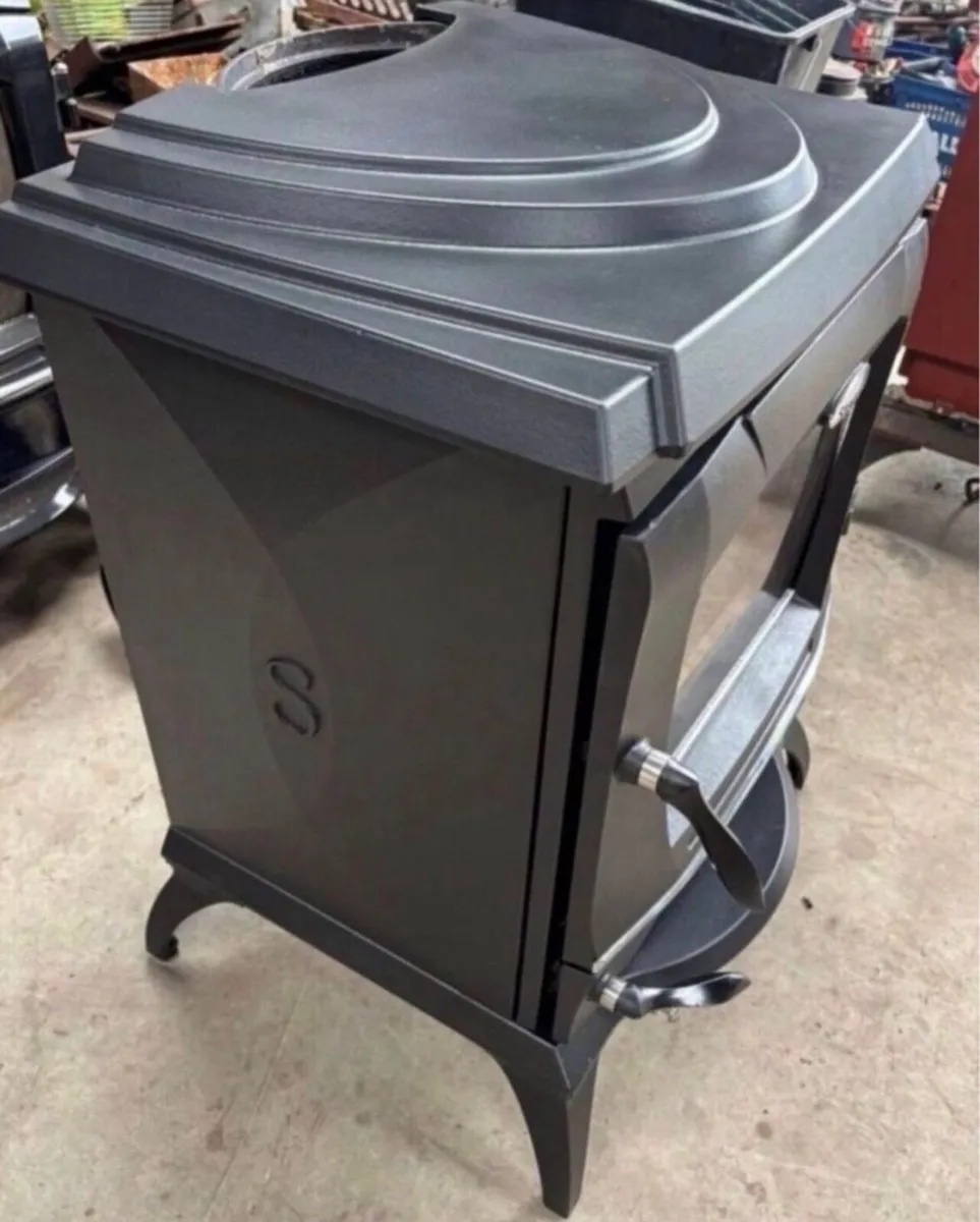 Stanley Reginald solid fuel stove - Image 3