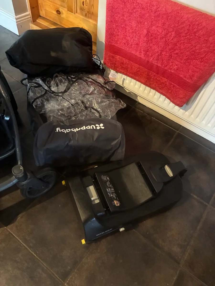 Uppababy Vista V2 Travel System - Image 4